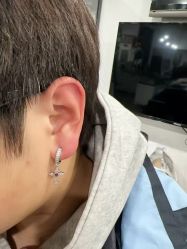 -龙之吻专业刺青·手工耳洞·纹身去色