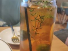 -ZING COFFEE 镜咖啡