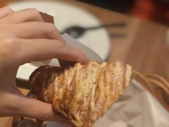 黄金流奶羊角-麦田工坊(月湖店)