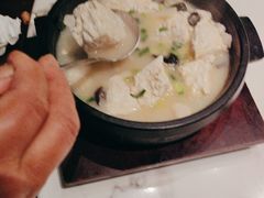 -荷塘秋月·本帮江浙菜(国权路店)