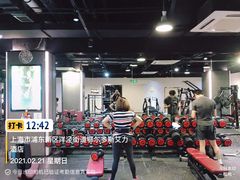 -一兆韦德健身(张杨路店)
