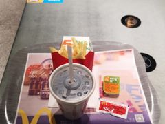 -麦当劳(中山公园龙之梦店)