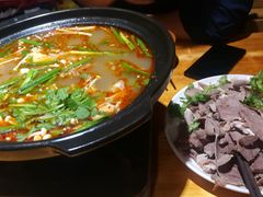 -遵义虾子卢四羊肉粉(大沽路店)