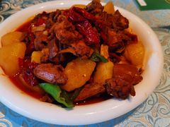 新疆大盘鸡-巴扎美食·新疆菜·西域歌舞表演餐厅(新疆大厦店)