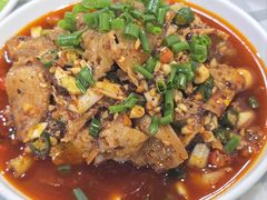 -卢六川汤肉(南方花园店)