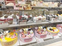 -85度C(生甜甜圈研究工坊·上海平凉店)