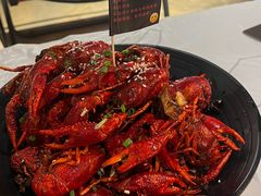 -巴厘龙虾·榜首油焖大虾(音乐学院·沿江酒馆店)