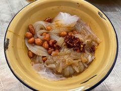 刮凉粉-东排食堂长沙小吃大排档(五一广场店)