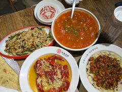 -叶派龙虾•招牌香辣蟹·海鲜(中海国际店)