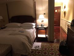 -广州富力丽思卡尔顿酒店