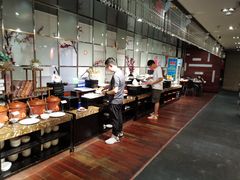 自助取餐区-聚春园自助餐厅(东街口店)
