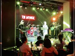 -TZ House音乐现场(茅台店)