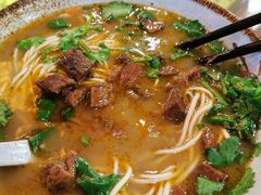 -金杨拉面王小吃面馆·牛三宝面·红烧牛肉粉