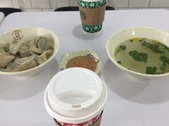 -星巴克臻选(周浦万达店)