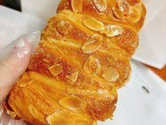 -黑天鹅蛋糕店(青年大街店)