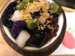 五谷芋圆椰冻-椰子里·椰子甜品专门店(天河南店)