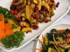 -原林野山菌火锅·炒菌(关上野生菌一条街店)