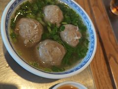 -潮界(LU·ONE凯德晶萃广场店)