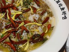 -太二酸菜鱼(武汉光谷保利店)