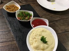 -HIGH FIVE哈福手工汉堡(桂林路店)