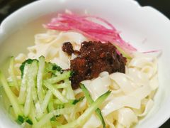 梅飞特色炸酱面-梅飞酒家(桑园路店)