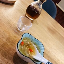 -涂tu指甲日式美甲美睫店
