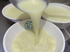 -李与白包子铺(桐梓林店)