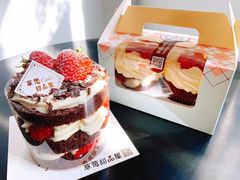 -捷信牛奶甜品世家(学府店)