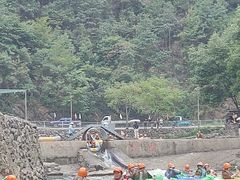 -仙人谷漂流景区