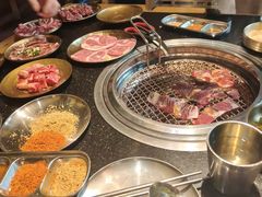 -韩烧牛中牛·甄选黑牛烤肉(黑金店)