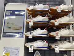 -迪卡侬(顺峰山店)