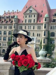 -唯一旅拍·颂当代影像艺术中心(上城店)