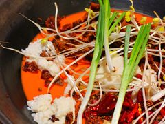 -四小区火锅·巷子里的重庆火锅(花照壁店)