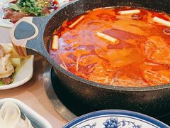 -诗爷牛尾汤(大坪英利店)