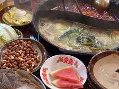 -赵美丽·重庆社区火锅·直营店(火车东站·中豪国际店)