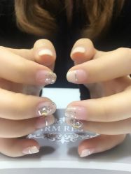 -莉娜美睫·穿戴甲
