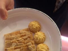 -海派悦庭·海胆烧麦·新融合菜(凯德广场店)