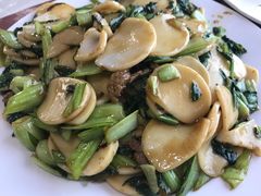青菜炒年糕-晓琦农家菜馆·地道农家菜