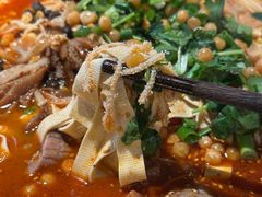 -张翻越·川渝冒菜·武汉黑鸭煲(城北万象城店)