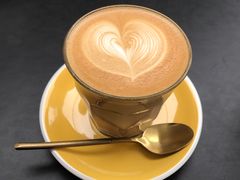 -UNI UNI(环亚凯瑟琳店)