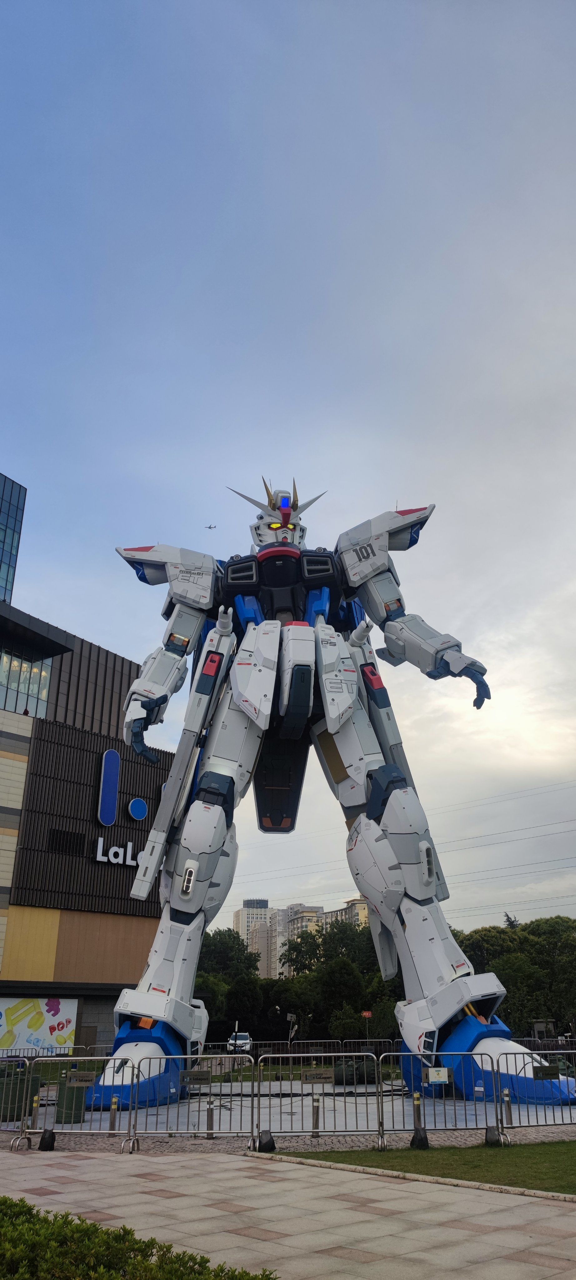 高达高达大高达