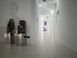 -丽锦汇LA LIZZ丽秩·科技美肤