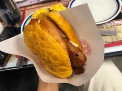 芝士猪扒菠萝包-華人 華星冰室(氹仔 店)