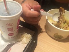 -麦当劳(新华路步步高店)