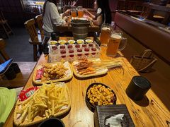 -汉森熊啤酒屋(雨耕山店)