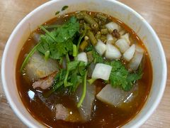 生烫鲜牛肉粉-江三王记牛杂馆(总店)