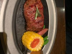 -食间牛排(重庆路万达店)
