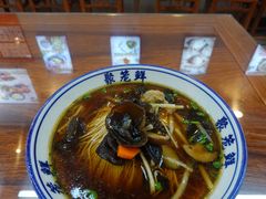 -聚笼鲜美食(凤凰街店)