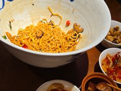 -李犟大爆鳝面·手工蟹黄包(湖滨西湖店)