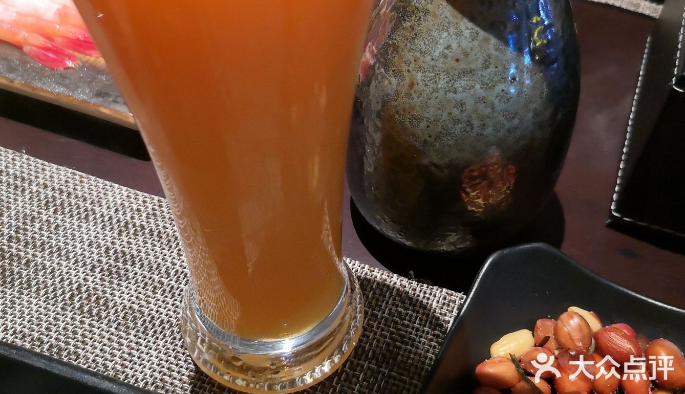 从盛食物的器皿到新鲜食材再到日料师傅的用心制作